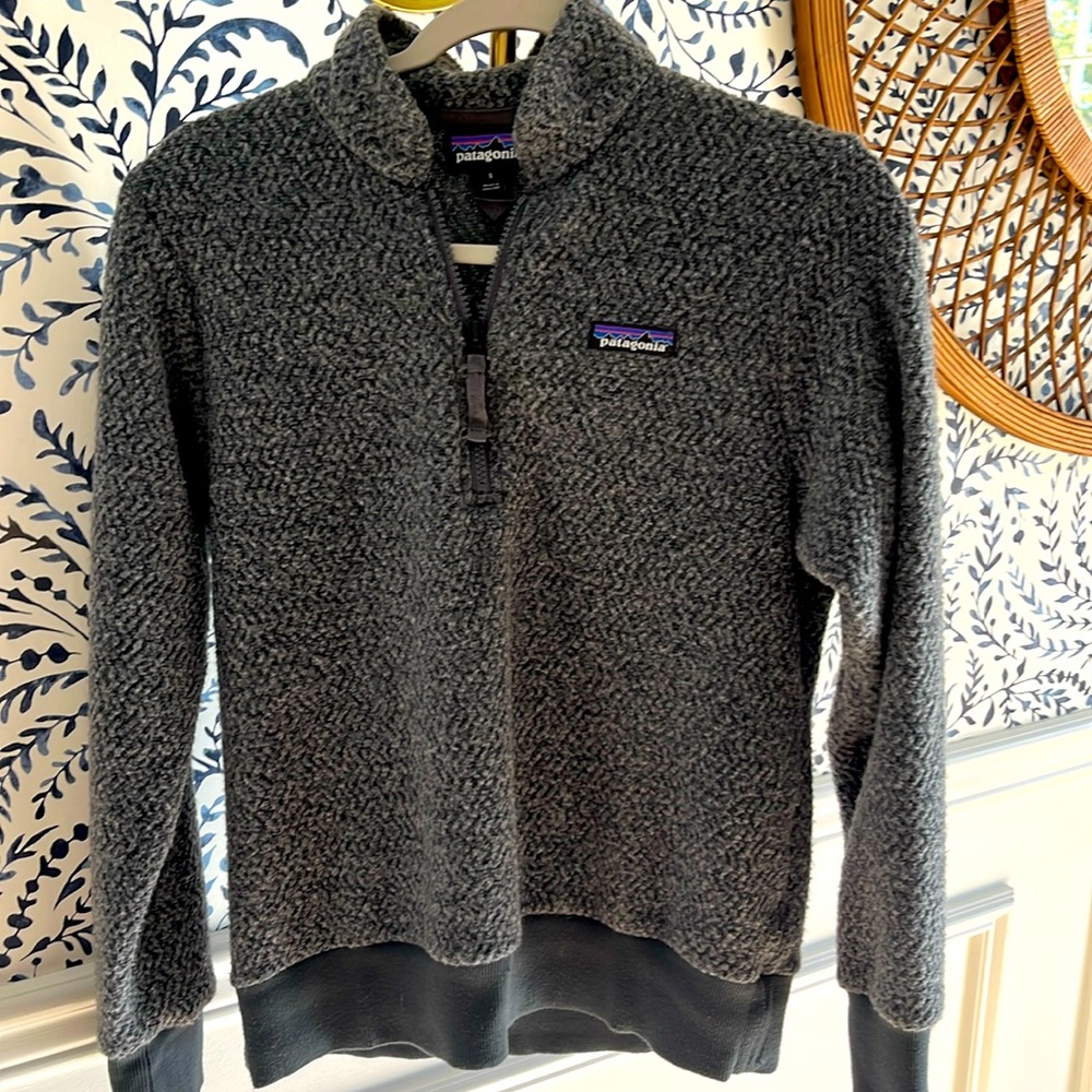 Patagonia Women’s Gray Fleece Quarter Zip Size Small